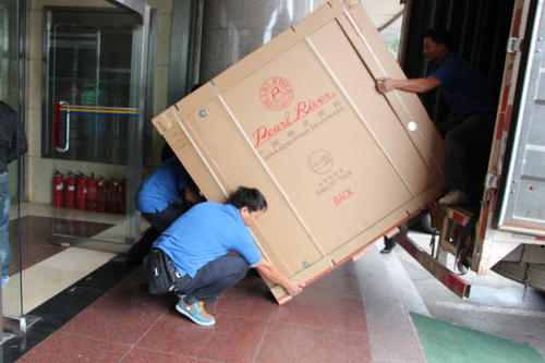 新密钢琴贵重工艺品无忧运